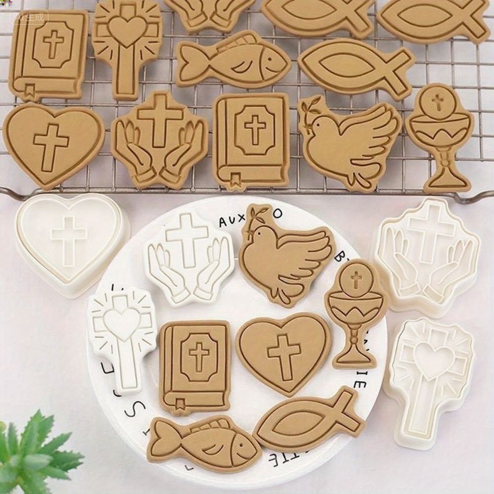 8Pcs Cute Bear Santa/reindeer  - огляд і ціна Kitchen Baking Cookies